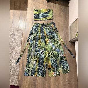 SHEIN Green, Black & Blue Tropical Leaf Print Two-Piece Set
